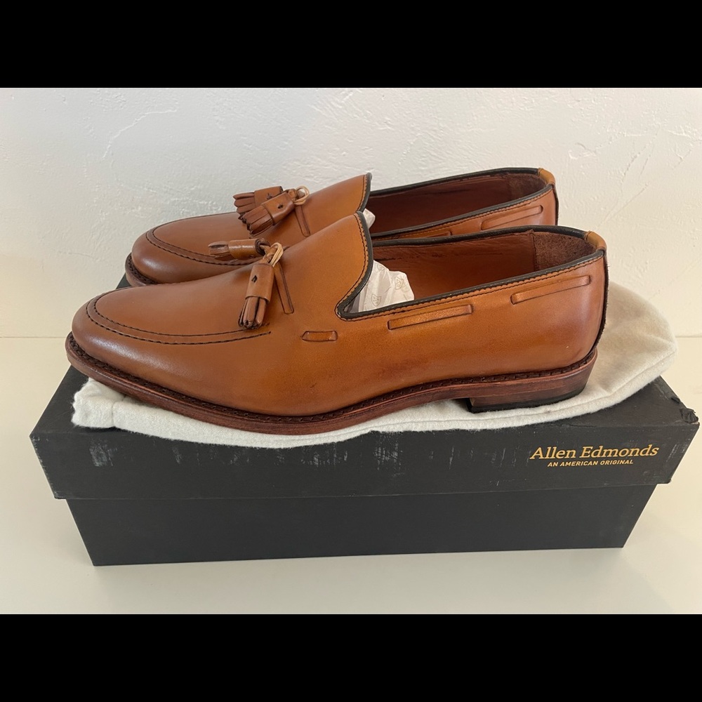 Allen Edmonds Grayson Tassel Loafers size 9.5 2E
